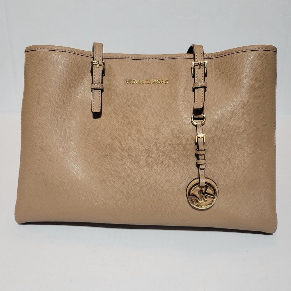 Michael Kors Jet Set Sachel (Taupe)